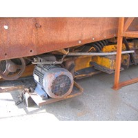 Vibrating conveyor 5200 x 1400mm