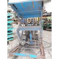 Hydraulic double lift table ± 1500 kg, 1800 mm